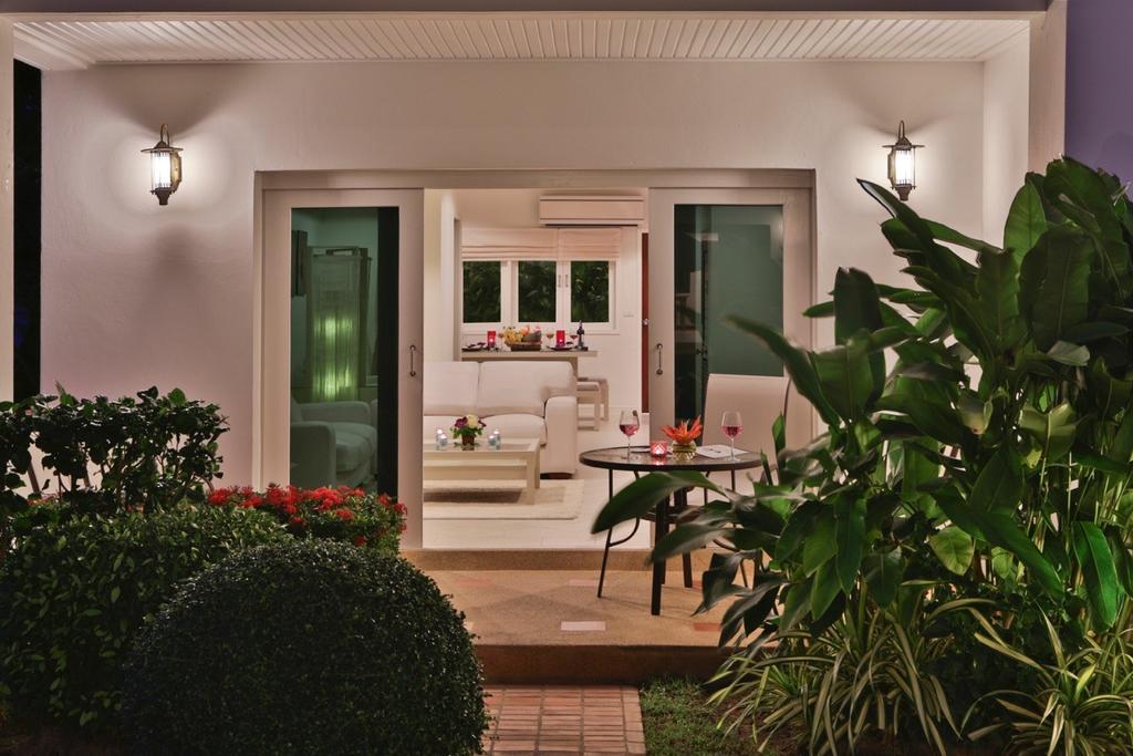 Villa The Gardens Bang Rak Beach  Esterno foto